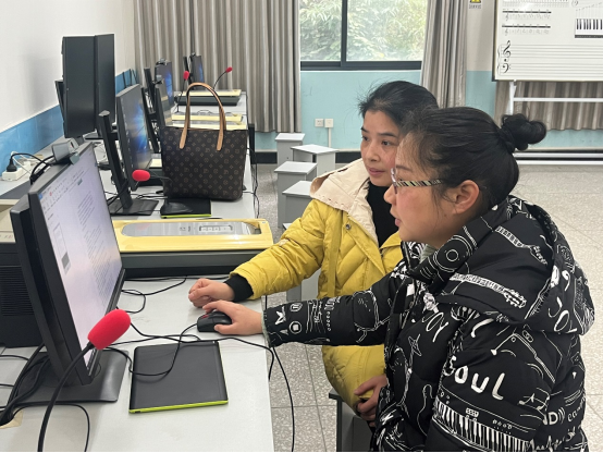 《现代教育技术》教研室活动