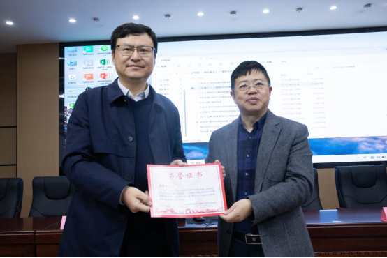 刘革平来我校参加四川省陶行知研究会教师发展专业委员会年会